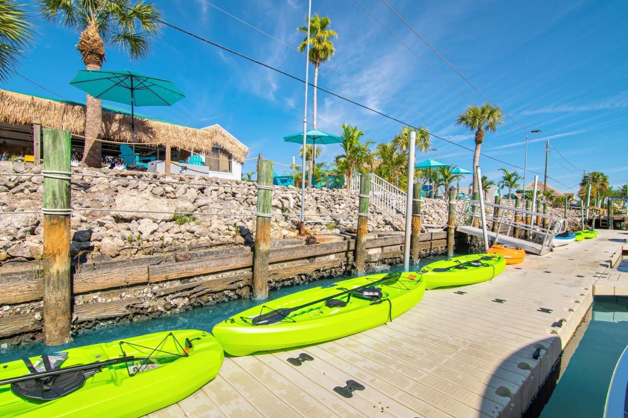 Latitude 26 Waterfront And Marina Motel 3*